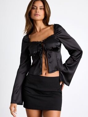 Lulus Bess Black Satin Tie-front Long Sleeve Top - Size S